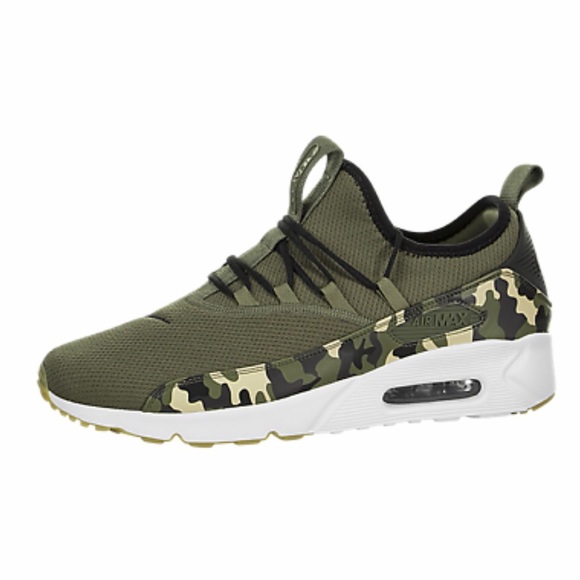 Nike Shoes - Nike Air Max 90 EZ Camo Mens Olive Size 10